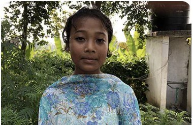 Child waiting for sponsorship